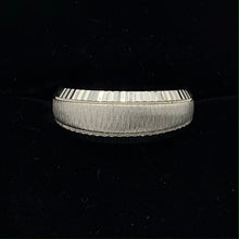 Load image into Gallery viewer, 14K White Gold 7mm Wedding Band
