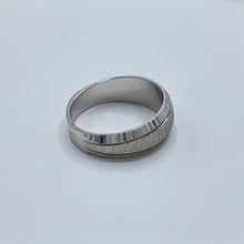 Load image into Gallery viewer, 14K White Gold 7mm Wedding Band

