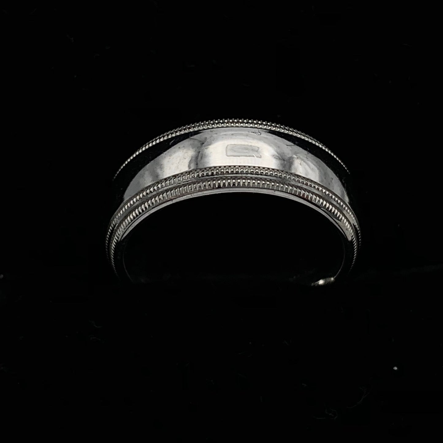 14K White Gold 7mm Comfort Fit Double Milgrain 1/2 Round Wedding Band