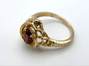14K Yellow Gold Genuine Oval Garnet Ring