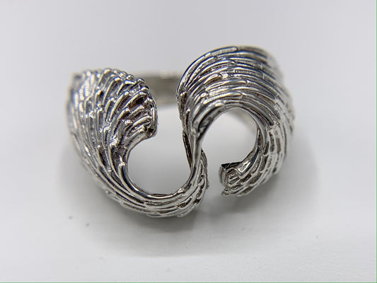 Sterling Silver S Wave Dome Rib Ring