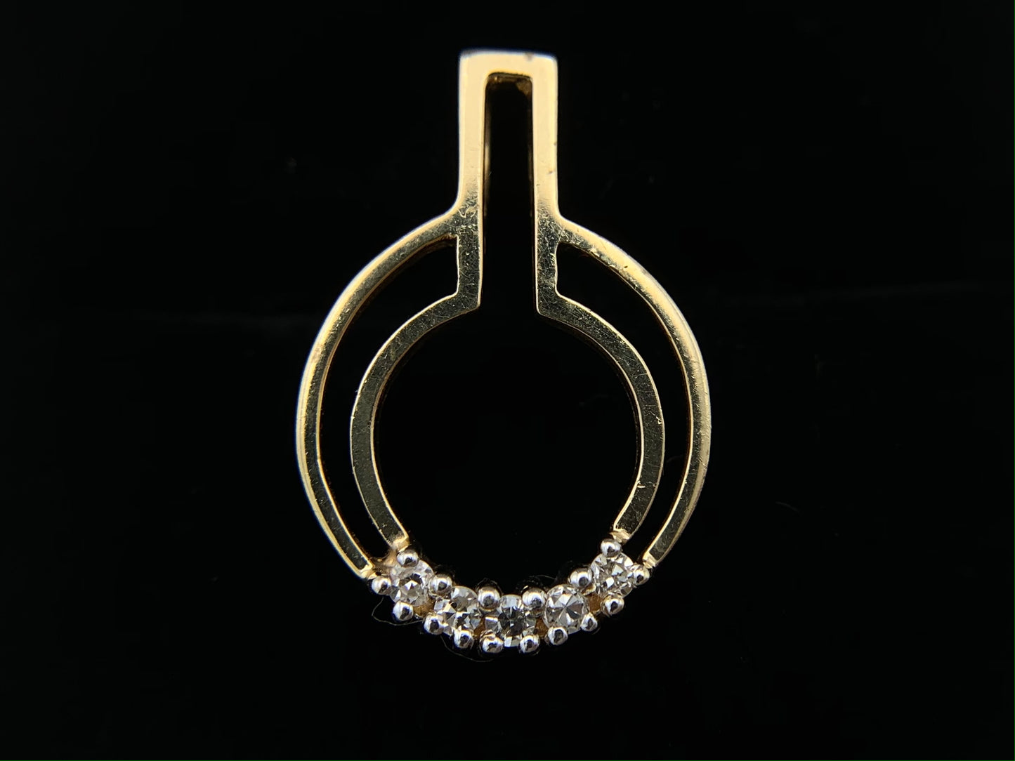 14K Gold Art Deco Circle Pendant with Diamonds