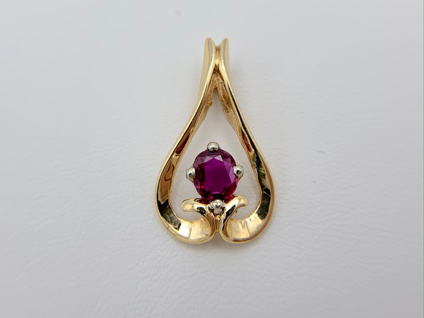 14K Yellow Gold Art Deco with Ruby Pendant