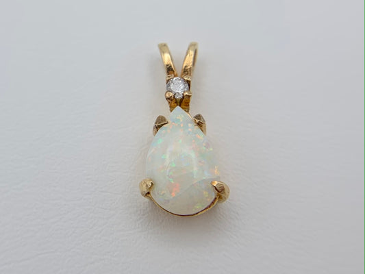 New 14K Yellow Gold Pear Shape Australian Opal with Diamond Necklace Pendant