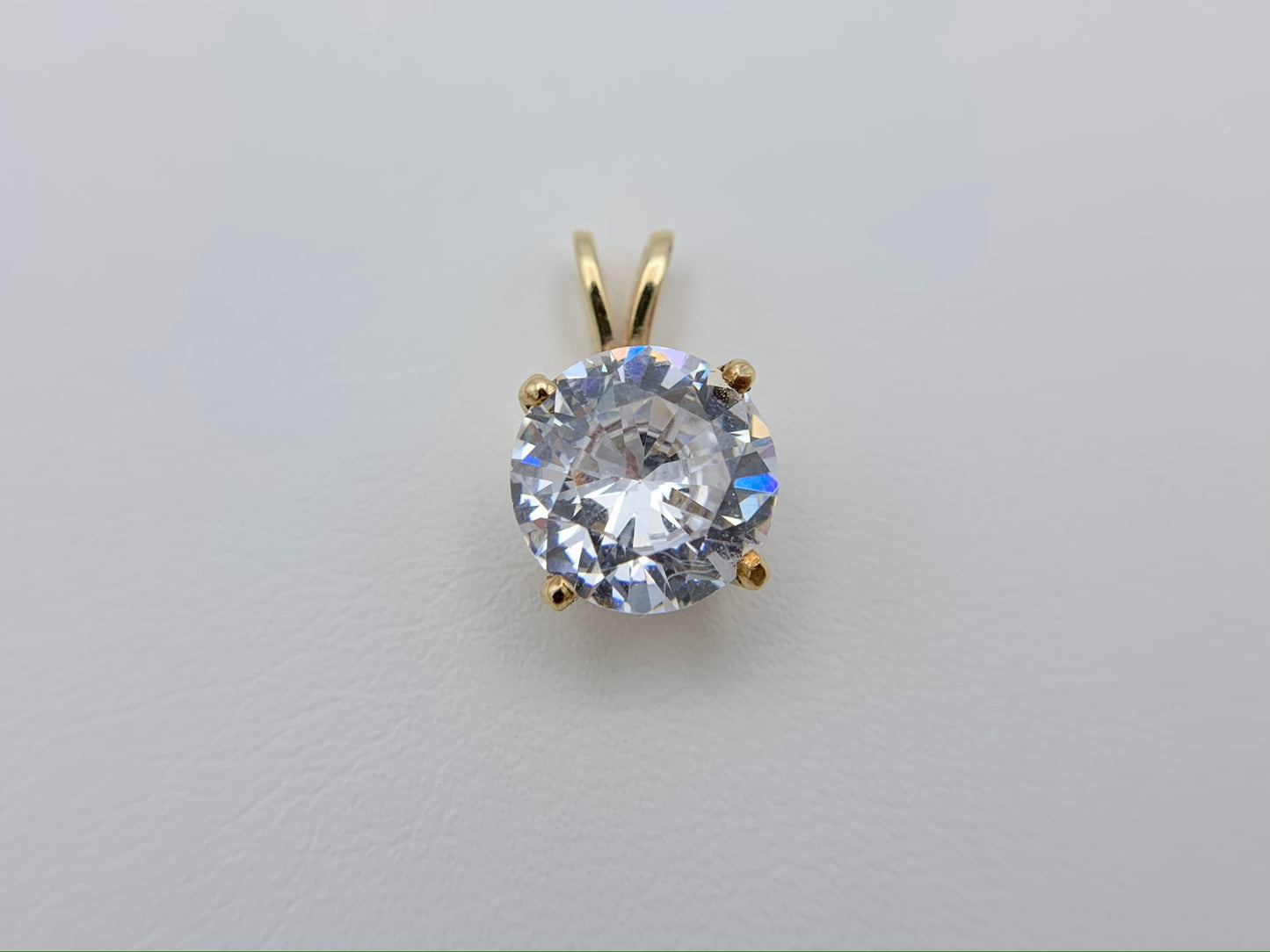 14K Yellow Gold Cubic Zirconia Necklace Pendant