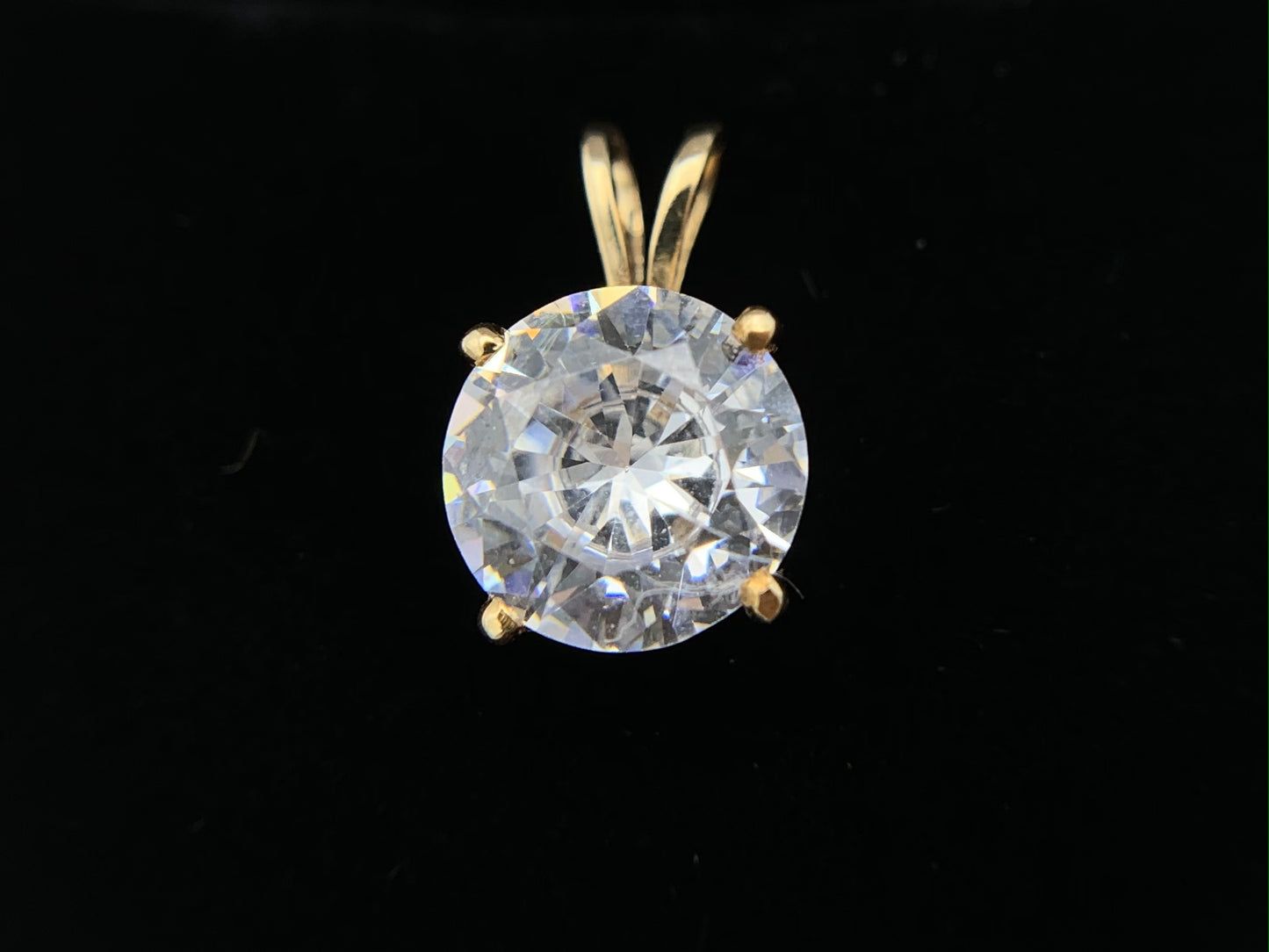 14K Yellow Gold Cubic Zirconia Necklace Pendant