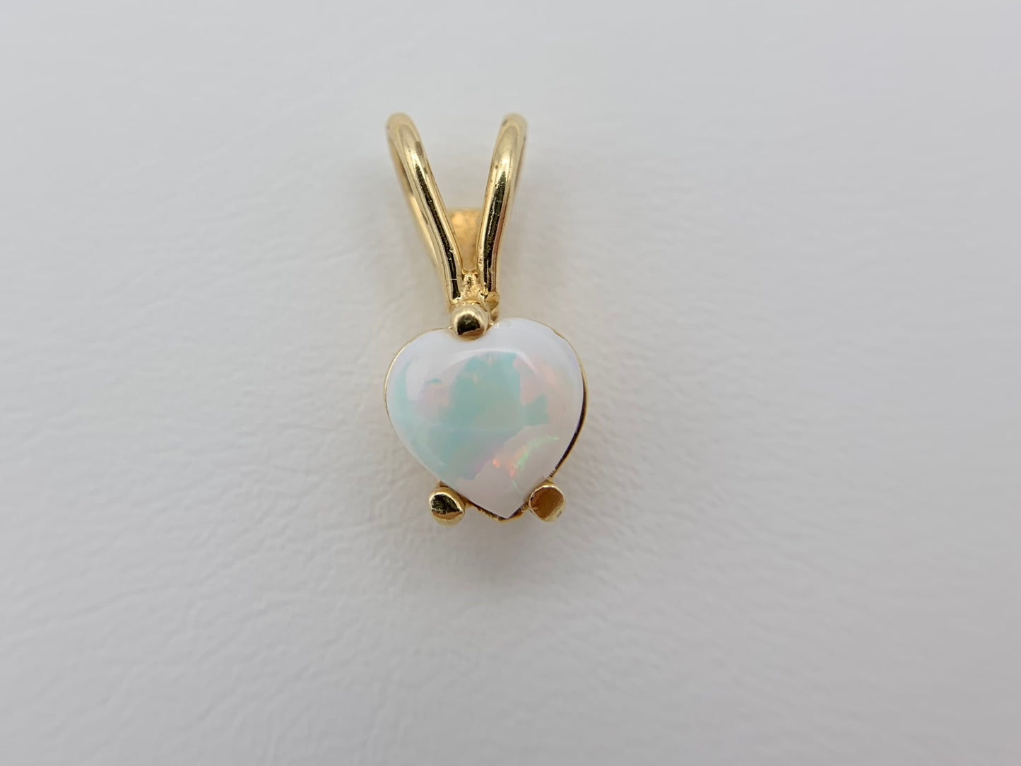 14K Yellow Gold Heart Shaped Australian Opal Necklace Pendant