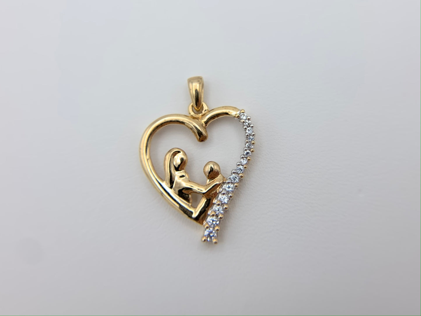 10K Yellow Gold Mother's Diamond Heart Pendant