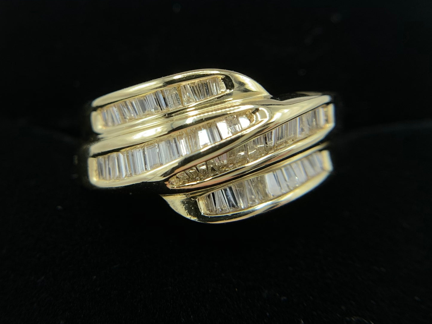 14K Yellow Gold Wedding Ring with India Baguette Diamonds