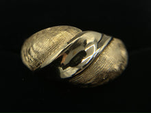 Load image into Gallery viewer, Estate 14K Yellow Gold Dome Ring
