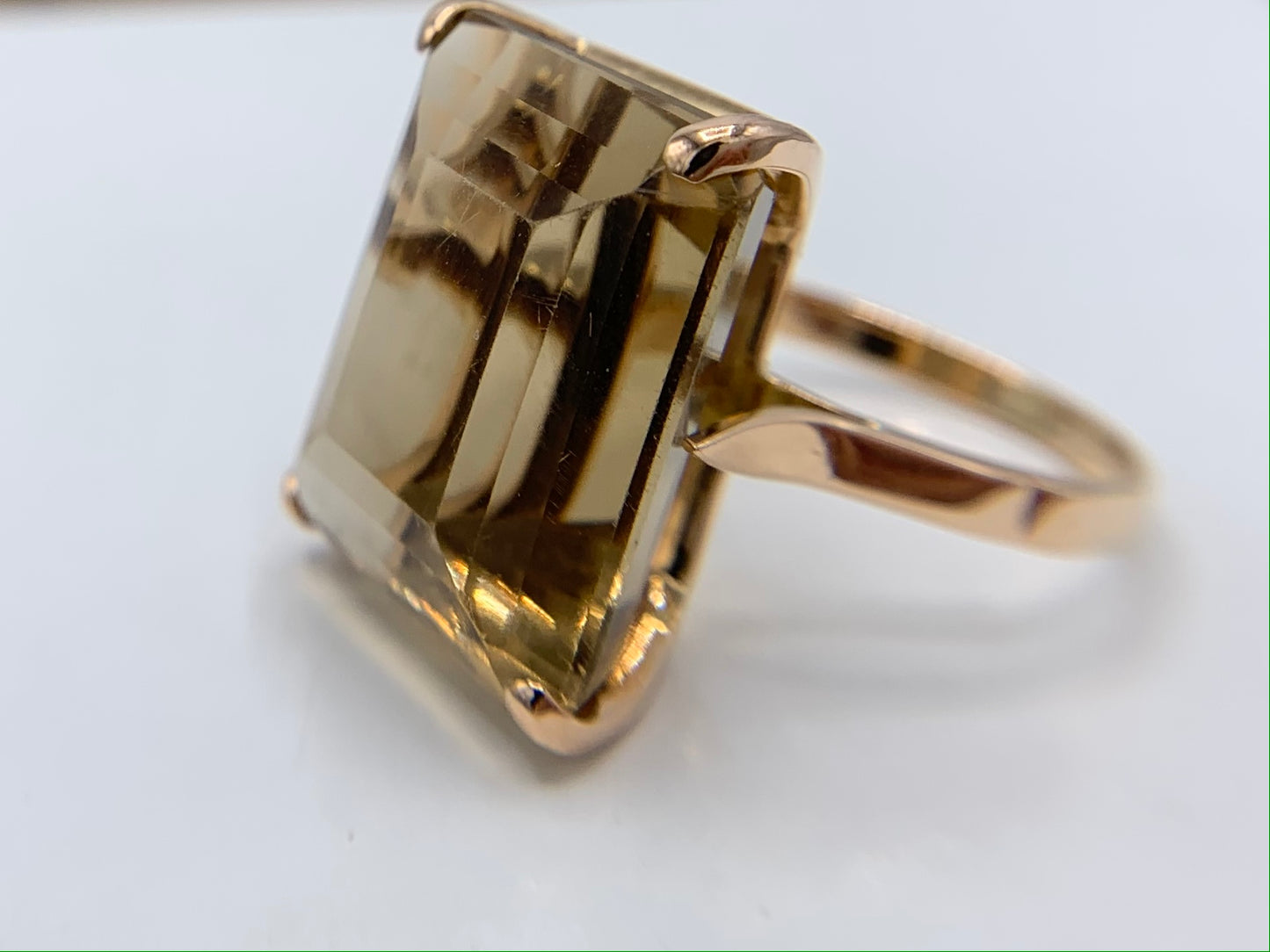 10K Yellow Gold Rectangle Smoky Topaz Ring