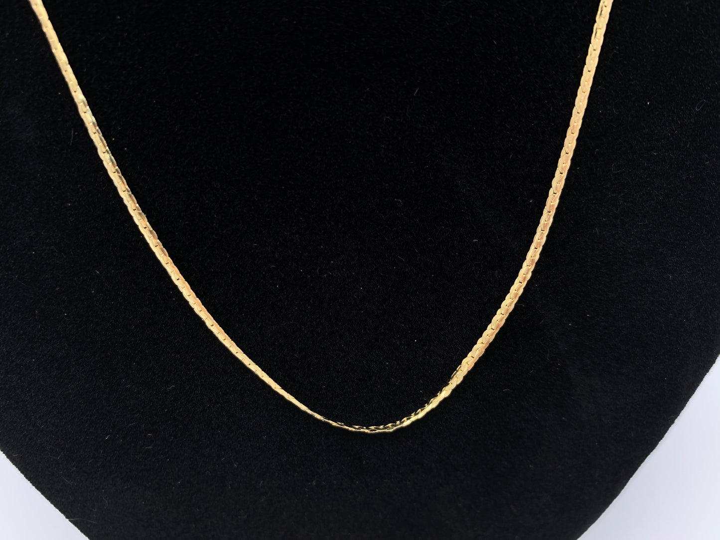 14K Gold Herringbone Neck Chain