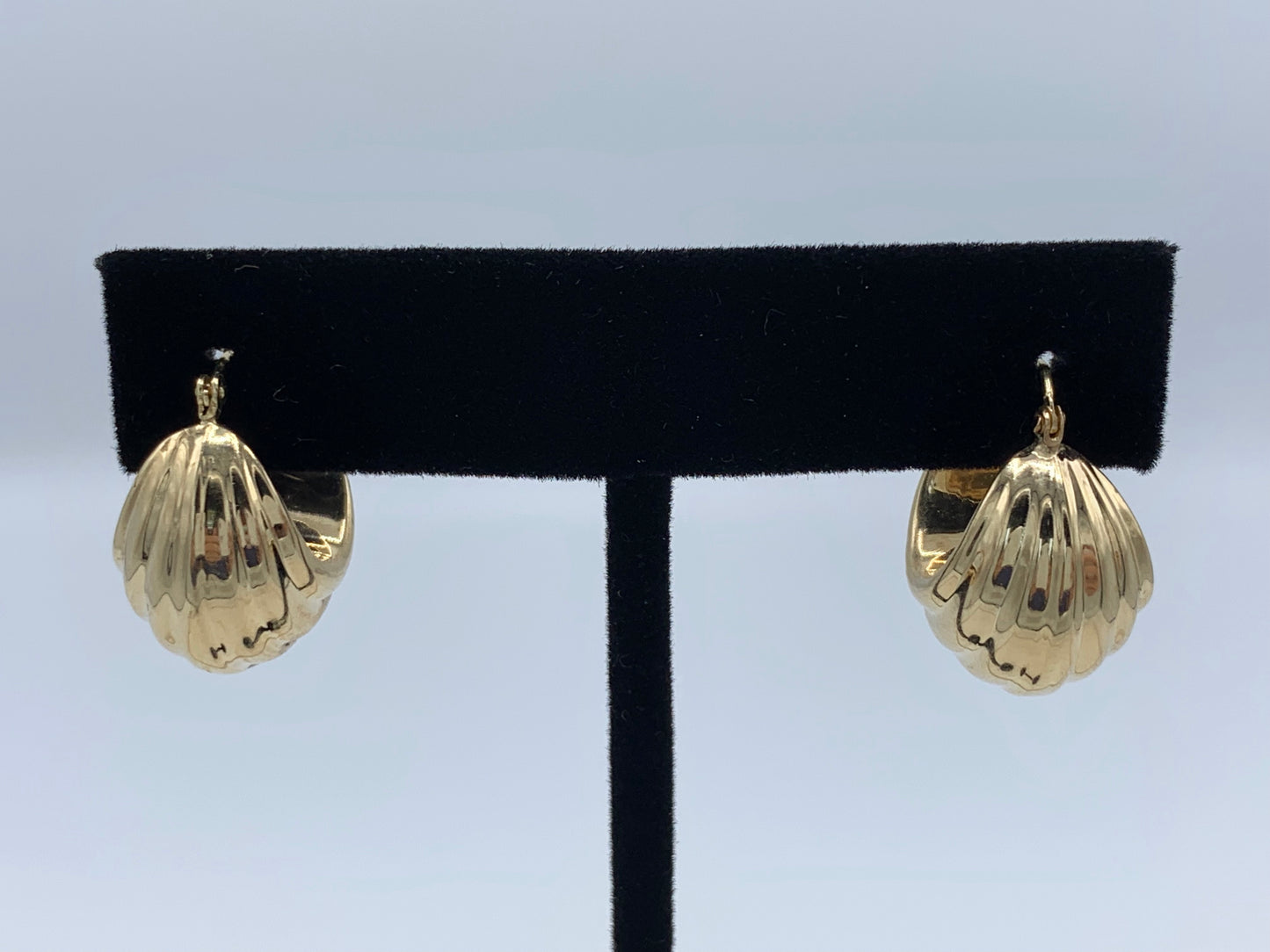 14K Yellow Gold Puffed Hoop Earrings