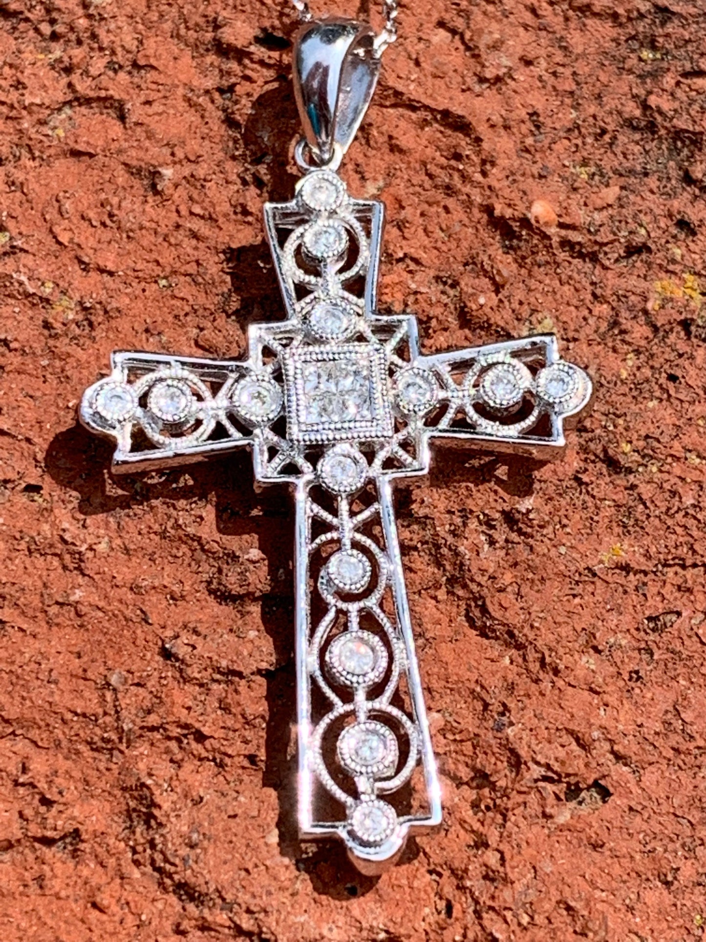 18K White Gold Diamond Cross Pendant Necklace