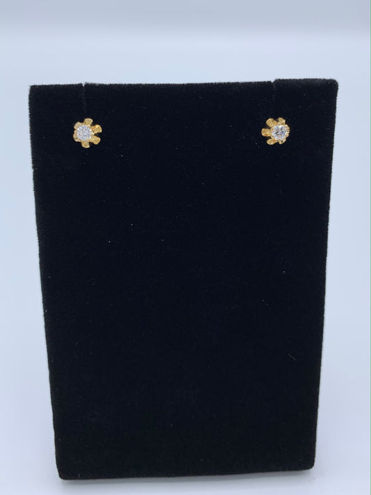 14K Yellow Gold Buttercup Diamond Stud Earrings