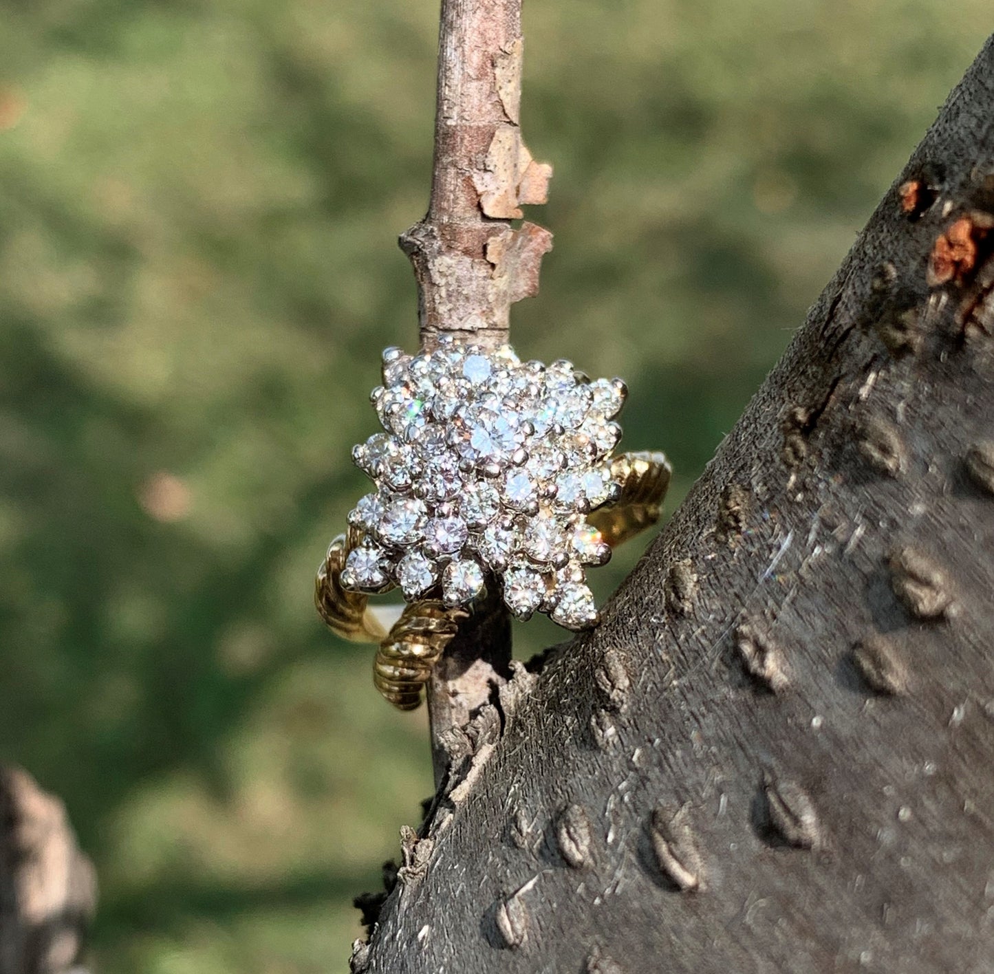 Estate 14K Yellow Gold 2 carat Diamond Cluster Ring