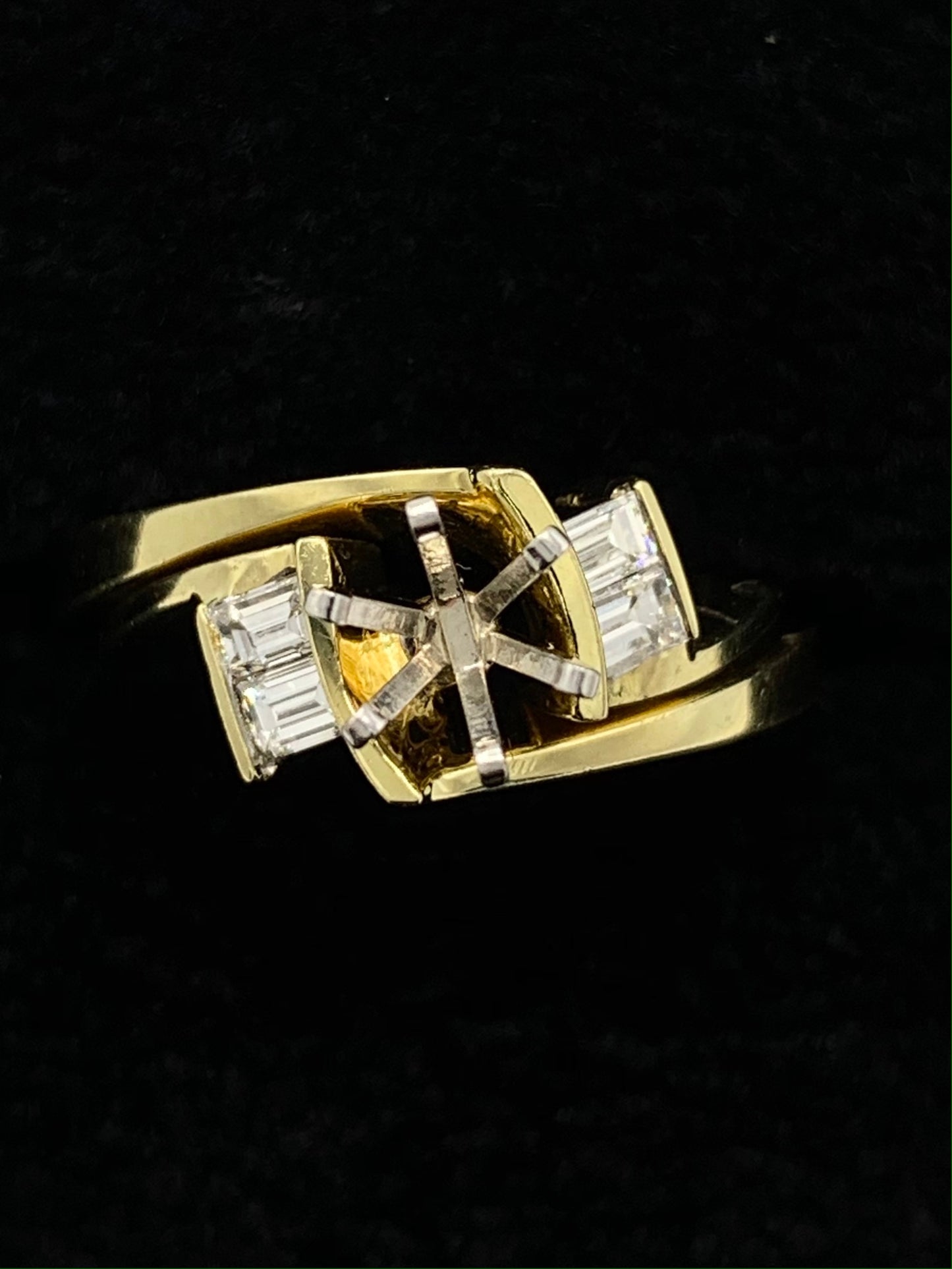 18K Yellow Gold .25 TCW Baguette Diamond Semi-Mount Wedding Set