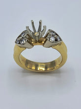 Load image into Gallery viewer, 14K Yellow Gold Diamond Heart Shaped Semi-Mount Engagement Ring
