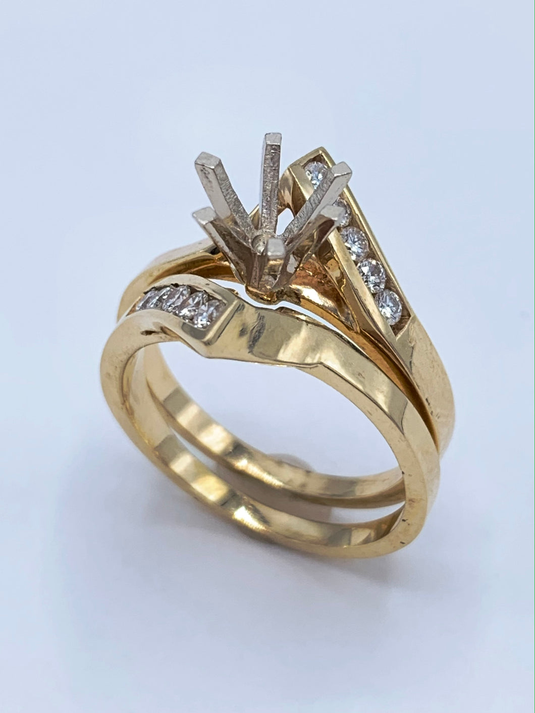 14K Yellow Gold Round Diamond Semi-Mount Wedding Set