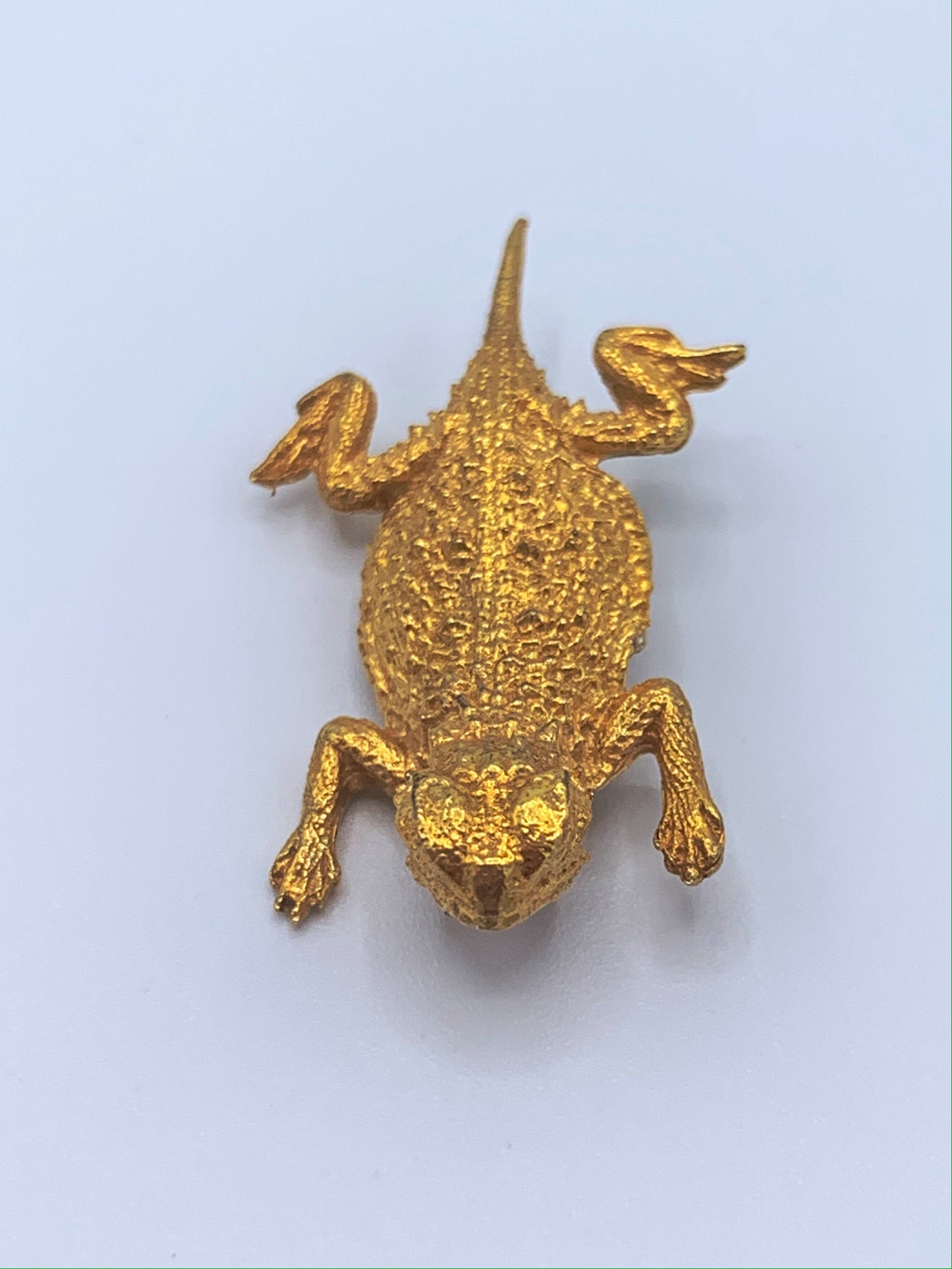 Gold Plated Horny Toad Lapel Pin