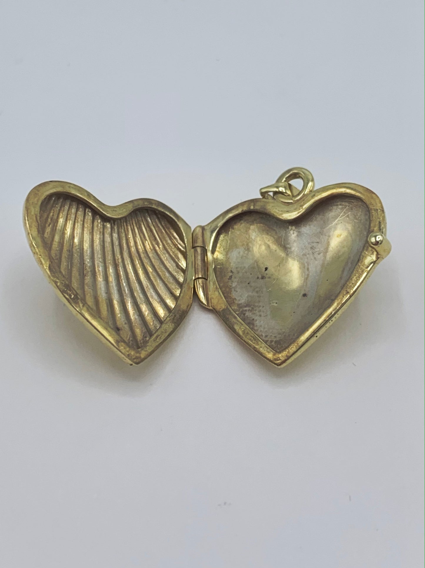 14K Yellow Gold Heart Locket Pendant