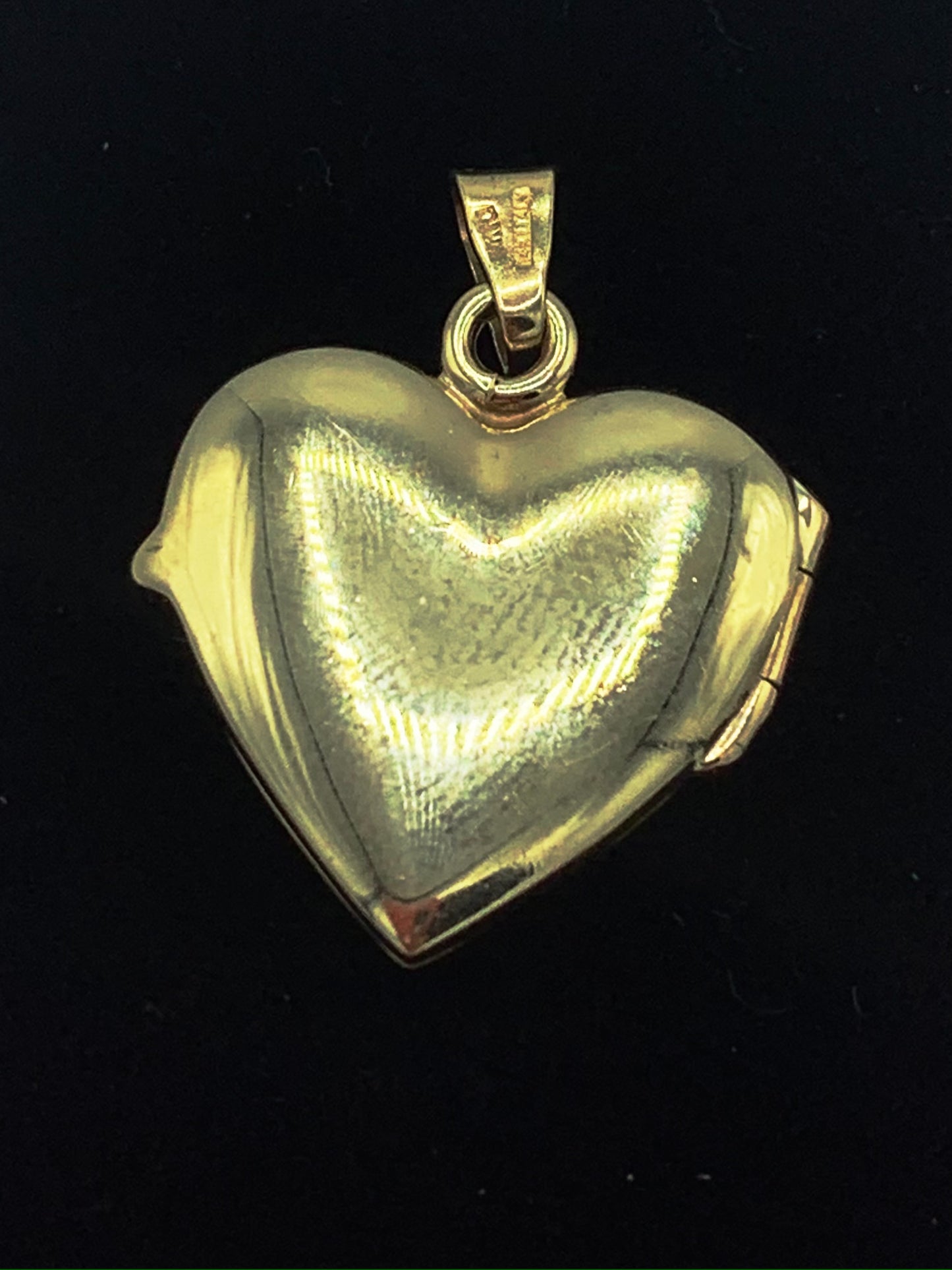 14K Yellow Gold Heart Locket Pendant