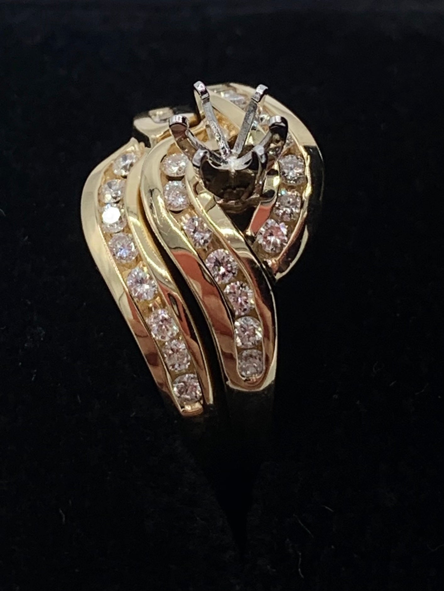 14K Yellow Gold .50 TCW Round Diamonds Semi-Mount Wedding Set