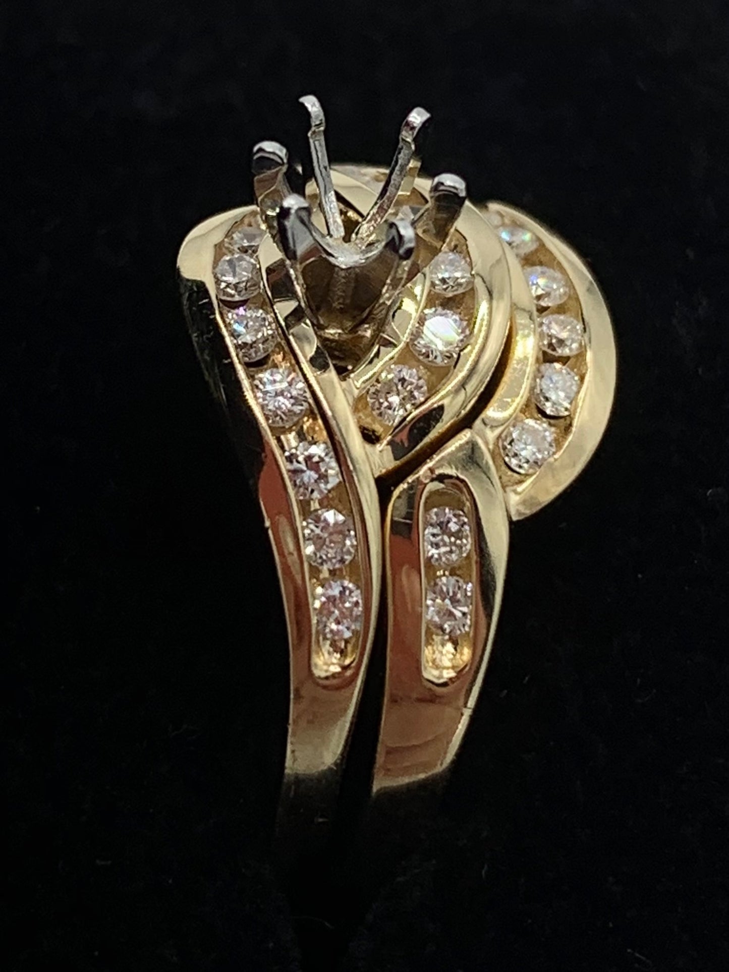 14K Yellow Gold .50 TCW Round Diamonds Semi-Mount Wedding Set