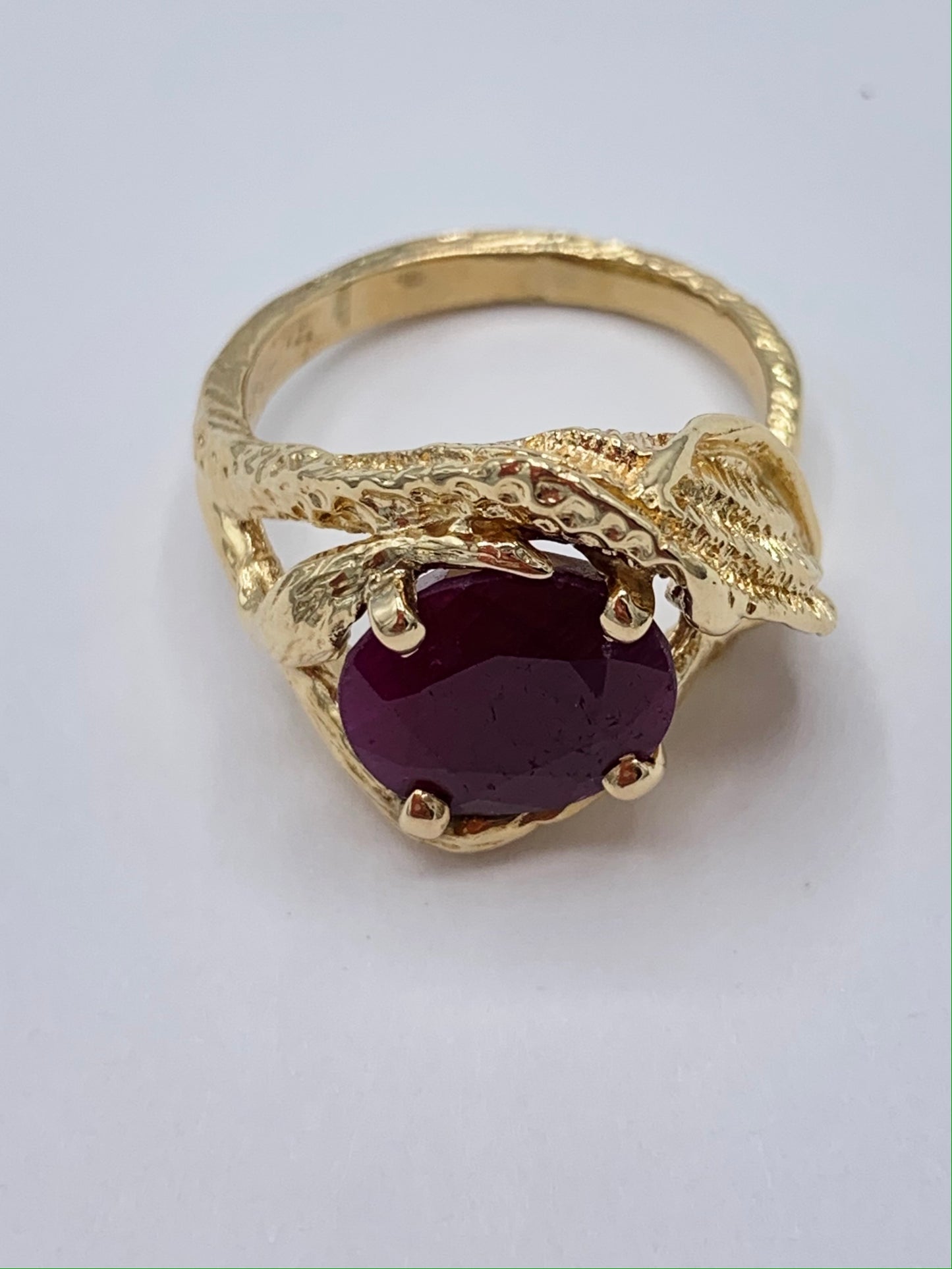 Estate 14K Yellow Gold Oval Genuine Ruby Ring