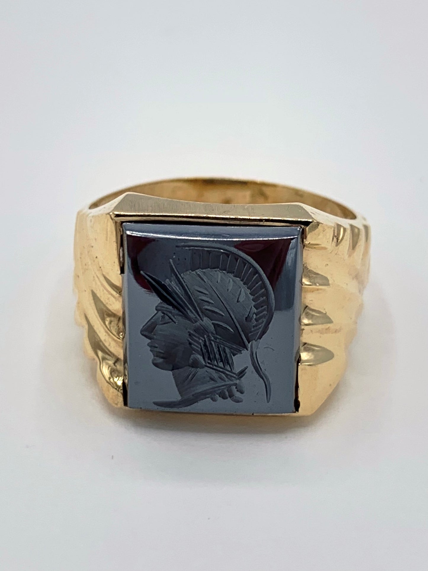 Estate 10K Yellow Gold Intaglio Spanish Soldier Hematite Ring