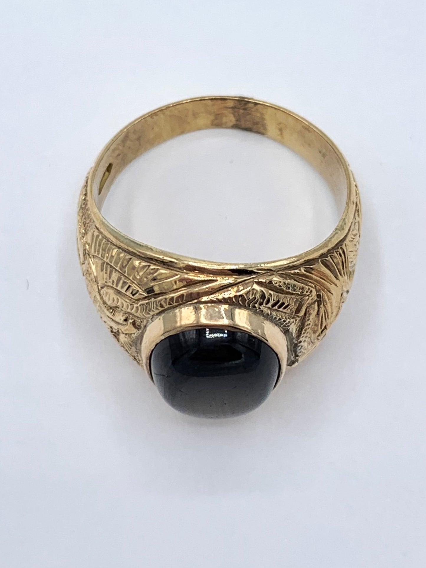 Estate 14K Yellow Gold Genuine Black Star Sapphire Eagle Ring