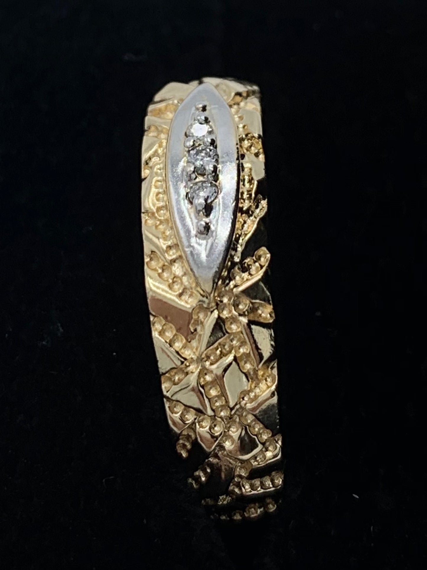 Estate 14K Yellow Gold 3 Diamond Nugget Wedding Band