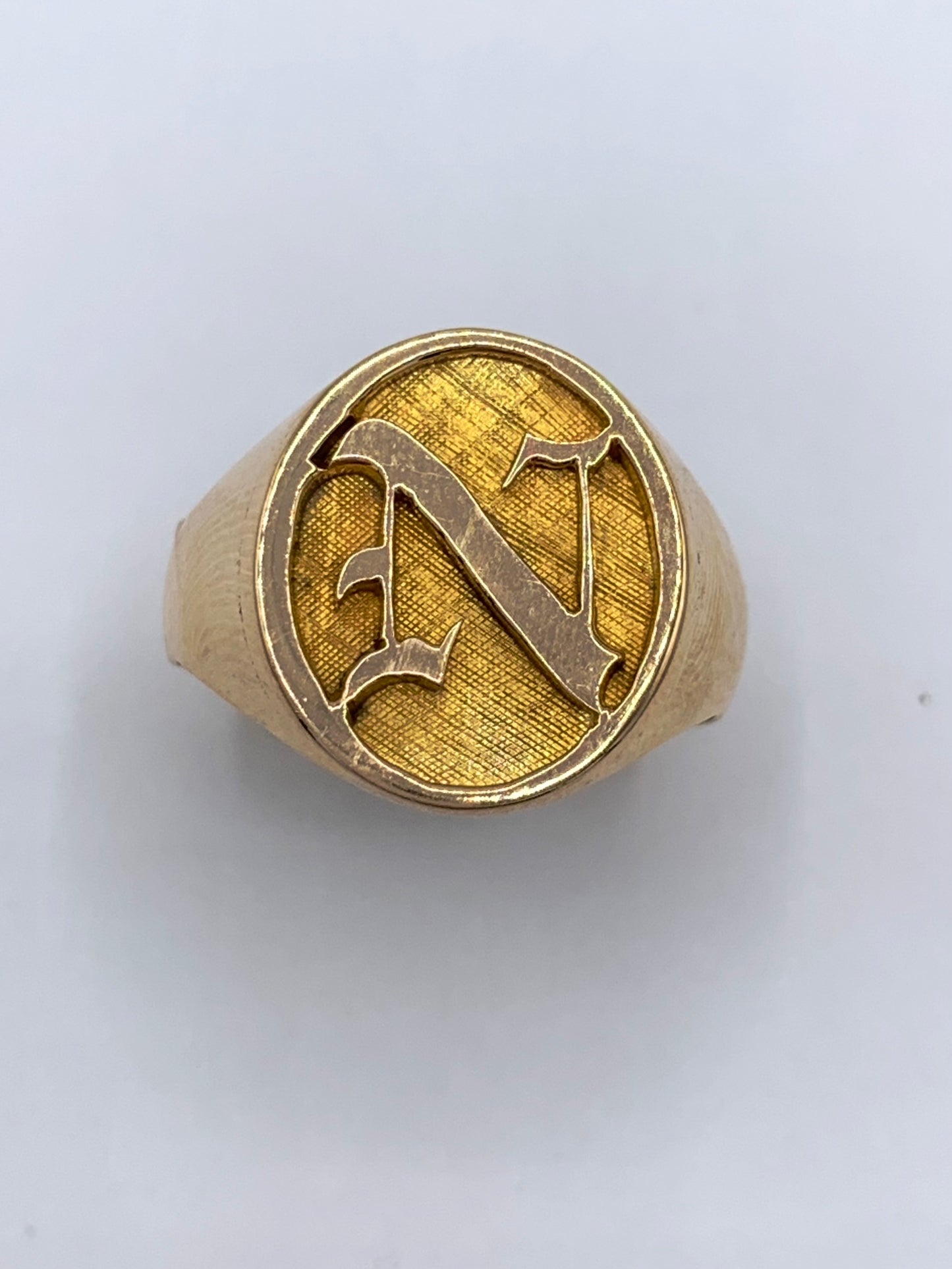 Estate 14K Yellow Gold Letter "N" Pinky Ring