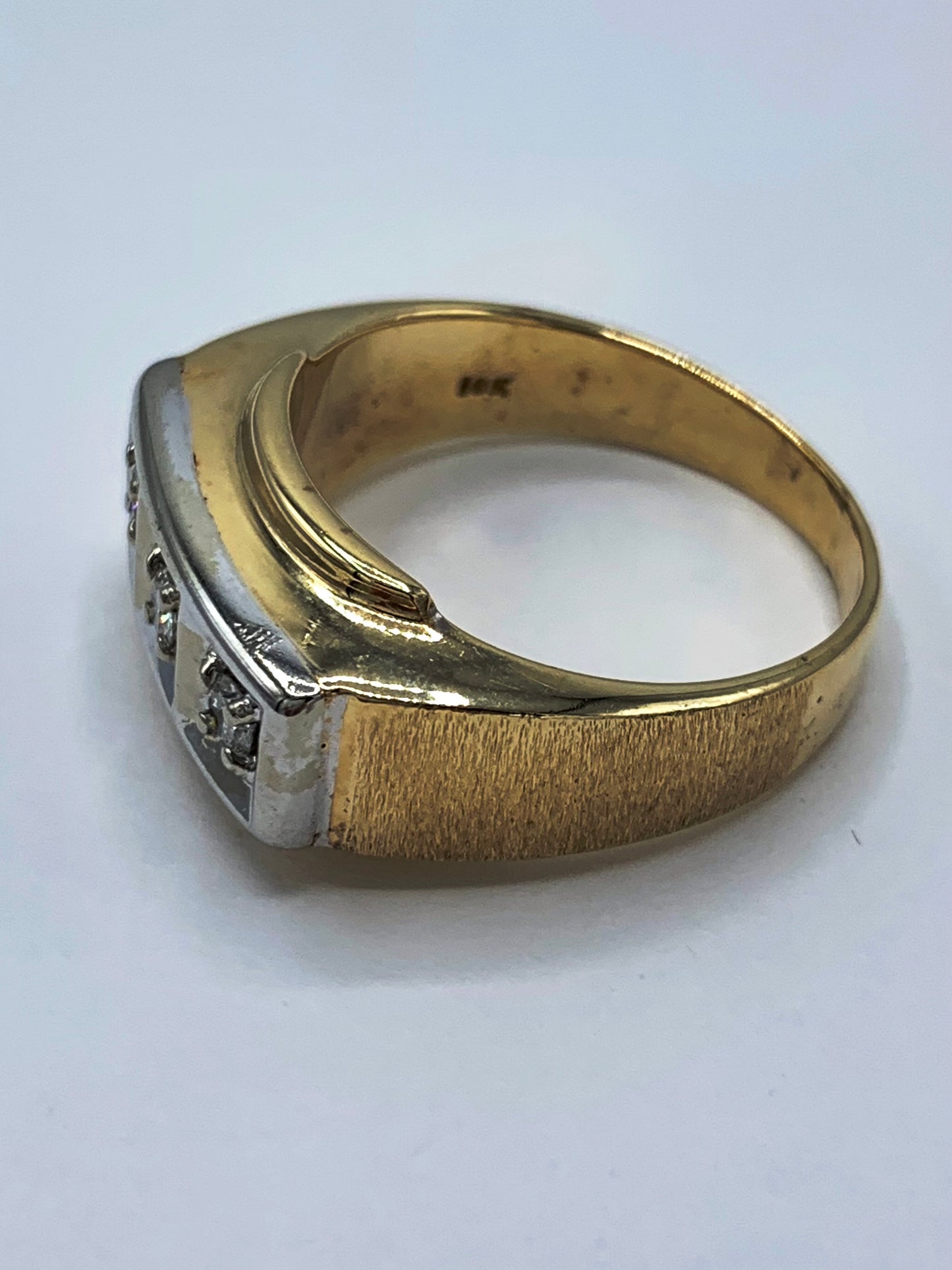 Estate 10K Yellow Gold Three Diamond Band